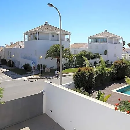 Hotel Dos Salgados - Beachfront, 6 Golf Courses, 6bdr