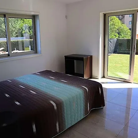 Hotel Dos Salgados - Beachfront, 6 Golf Courses, 6bdr Guia (Faro)